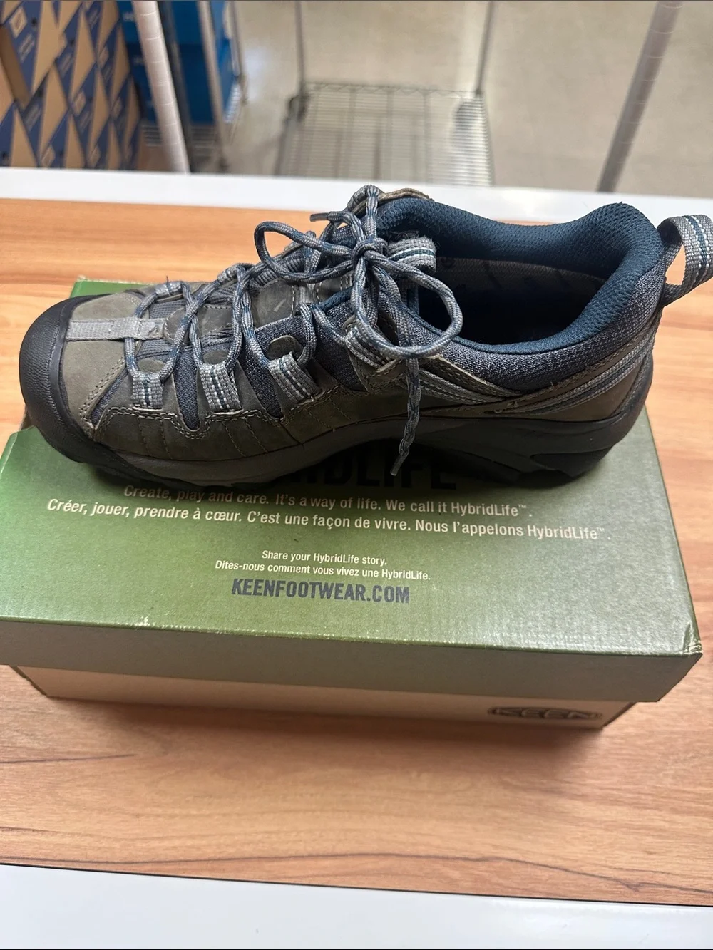 Keen durable men